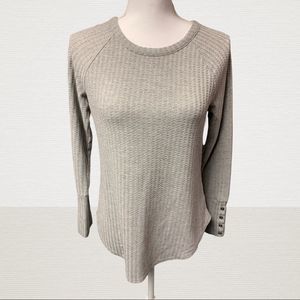 🌈Chaser long sleeve gray waffle knit top thermal button detail women’s small